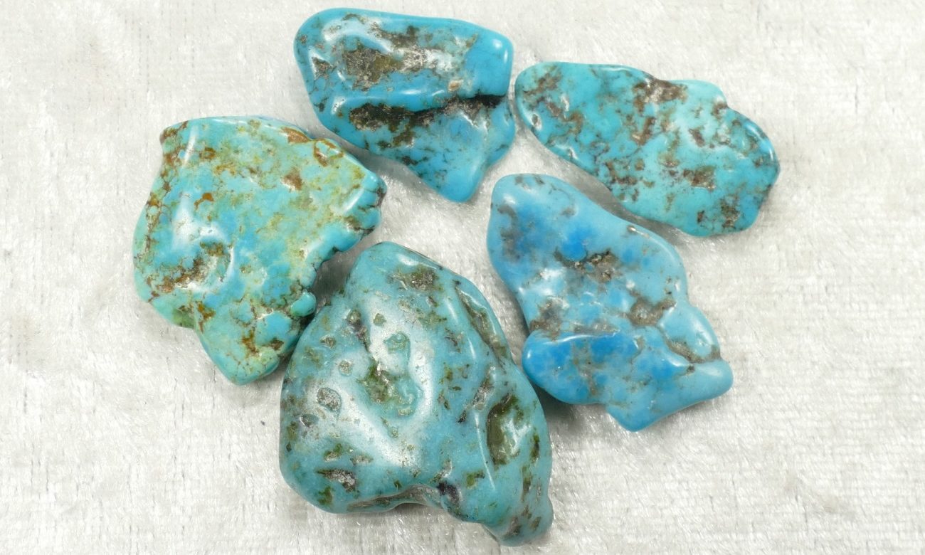 pierre turquoise