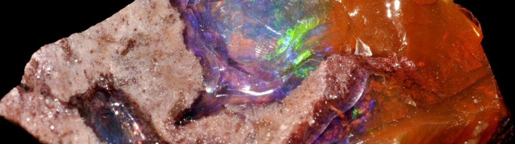 pierre opale de feu